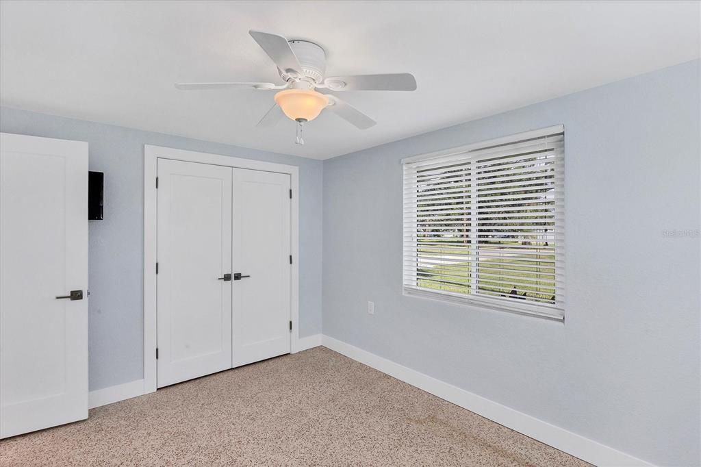 Active With Contract: $530,000 (3 beds, 2 baths, 1324 Square Feet)