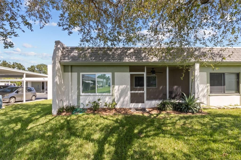 合同活跃: $116,500 (1 贝兹, 1 浴室, 635 平方英尺)