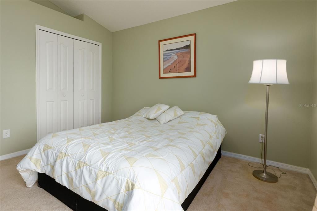 Под контрактом: $396,000 (3 спален, 2 ванн, 2057 Квадратных фут)