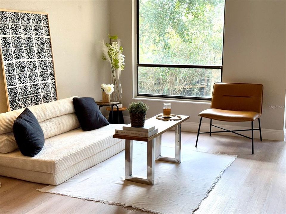 Под контрактом: $199,000 (2 спален, 2 ванн, 1341 Квадратных фут)