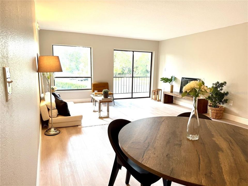 Под контрактом: $199,000 (2 спален, 2 ванн, 1341 Квадратных фут)