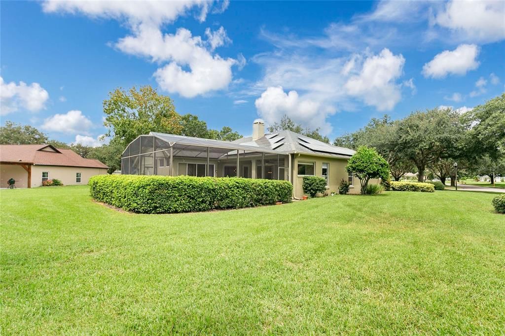 合同活跃: $869,000 (4 贝兹, 3 浴室, 2716 平方英尺)