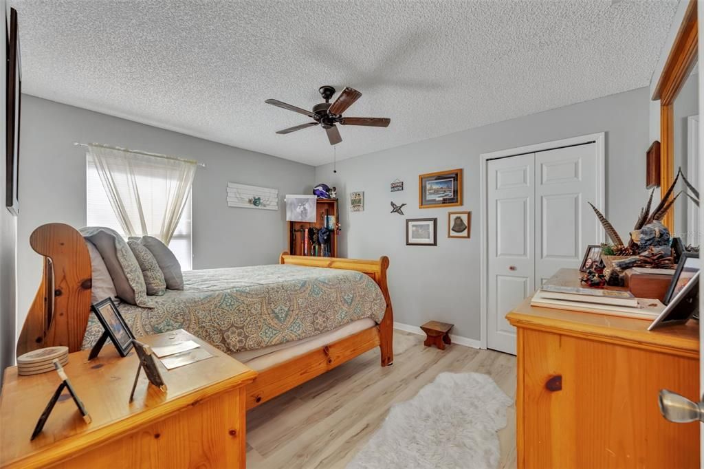 For Sale: $459,000 (3 beds, 2 baths, 1942 Square Feet)