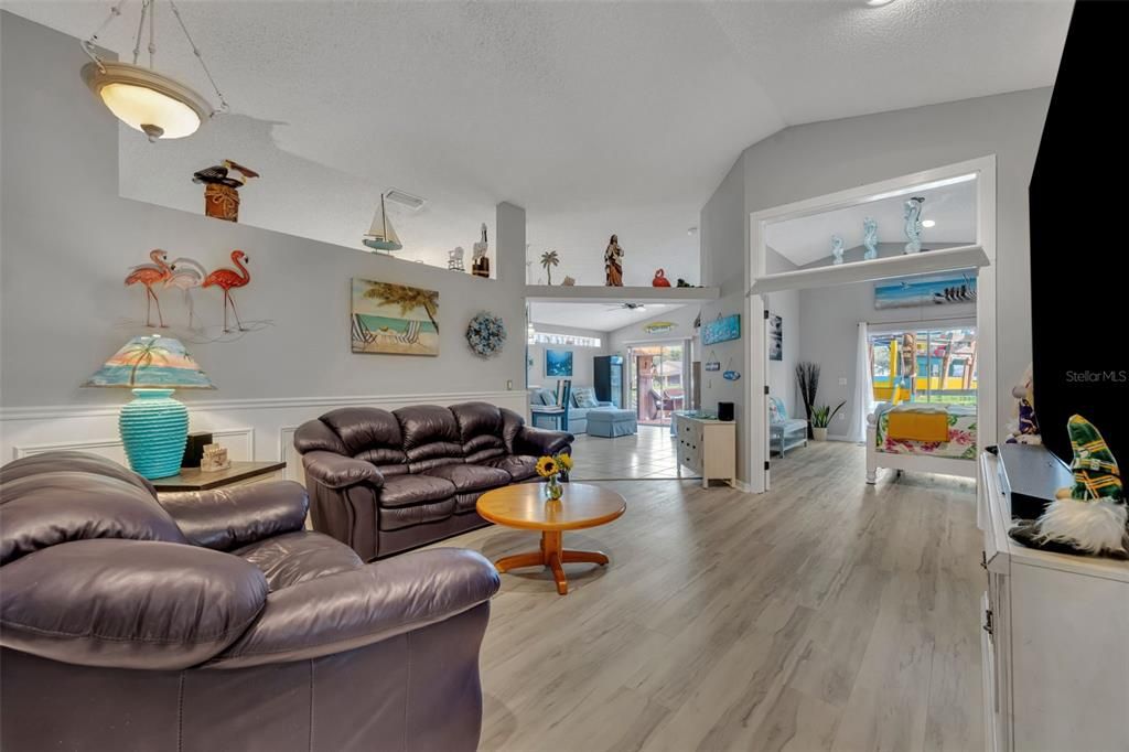 For Sale: $459,000 (3 beds, 2 baths, 1942 Square Feet)