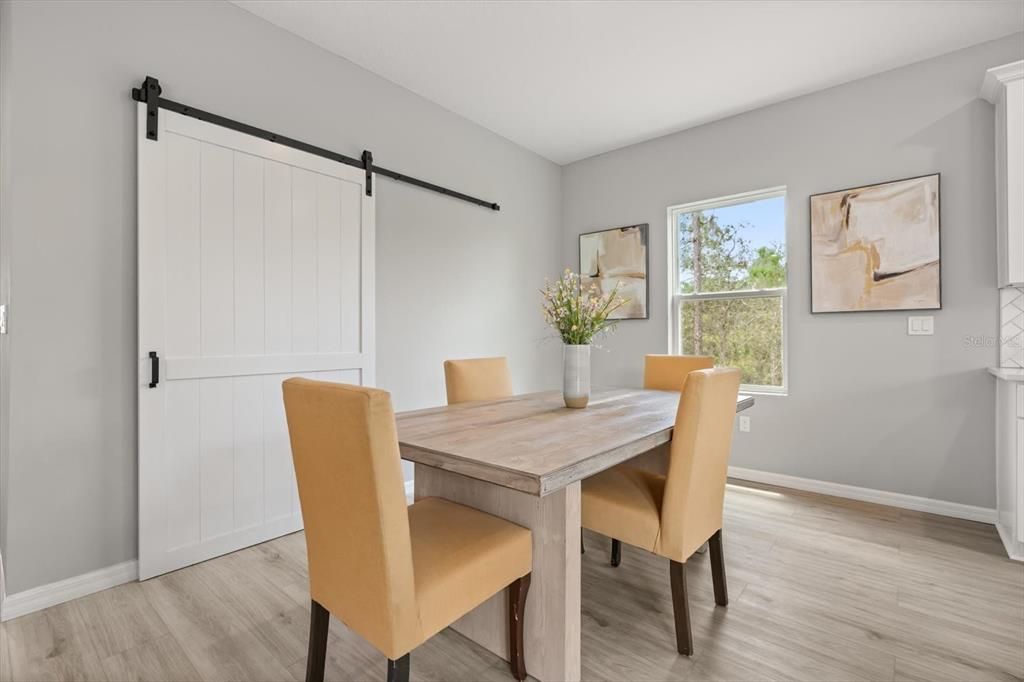 For Sale: $389,900 (4 beds, 3 baths, 2092 Square Feet)