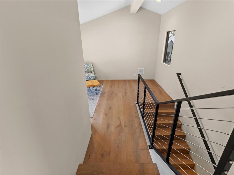 出租: $25,000 (4 贝兹, 4 浴室, 3958 平方英尺)