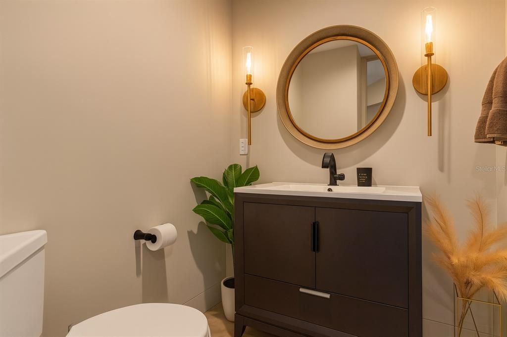 出租: $25,000 (4 贝兹, 4 浴室, 3958 平方英尺)