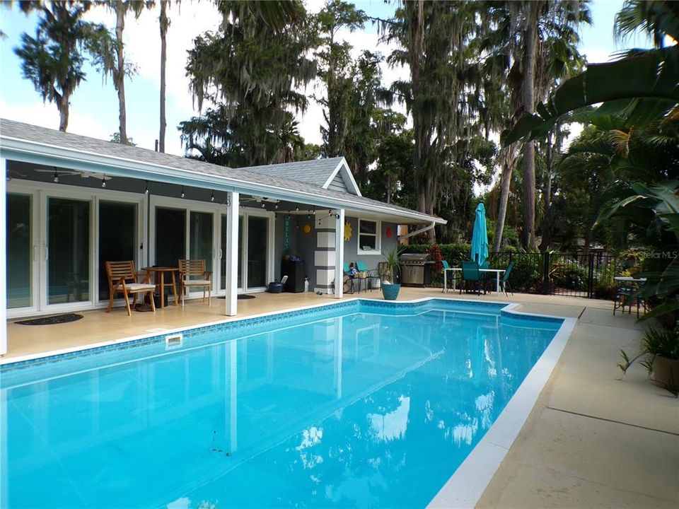 For Sale: $739,550 (4 beds, 2 baths, 2157 Square Feet)