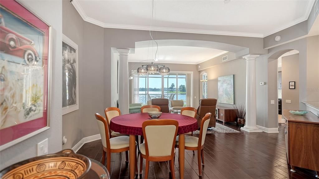 Active With Contract: $699,500 (2 beds, 2 baths, 1983 Square Feet)