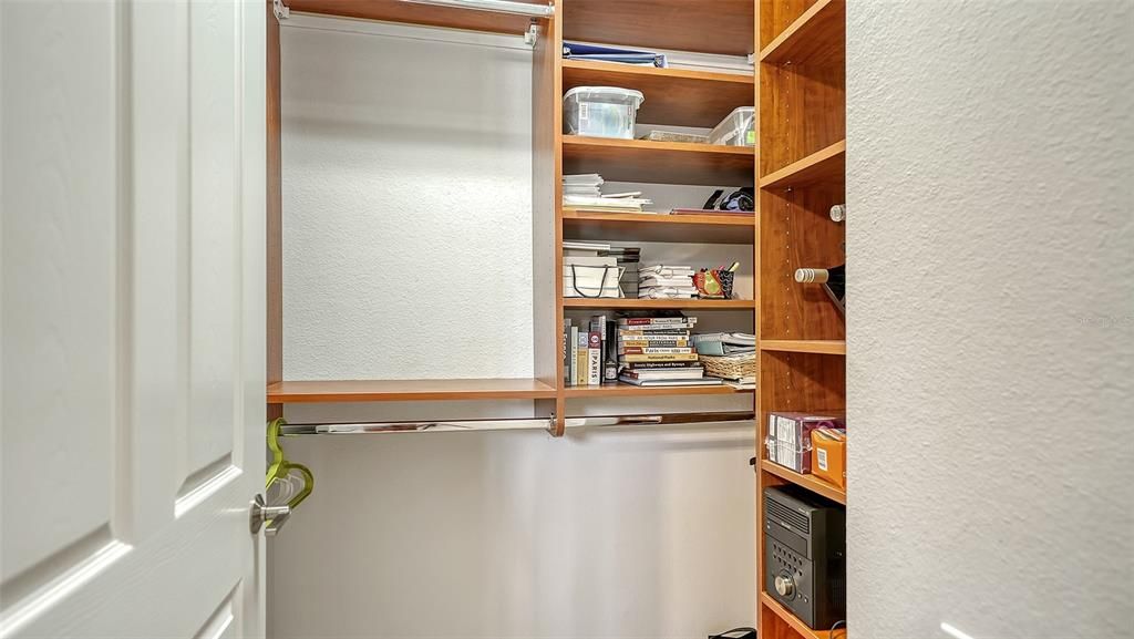 Active With Contract: $699,500 (2 beds, 2 baths, 1983 Square Feet)