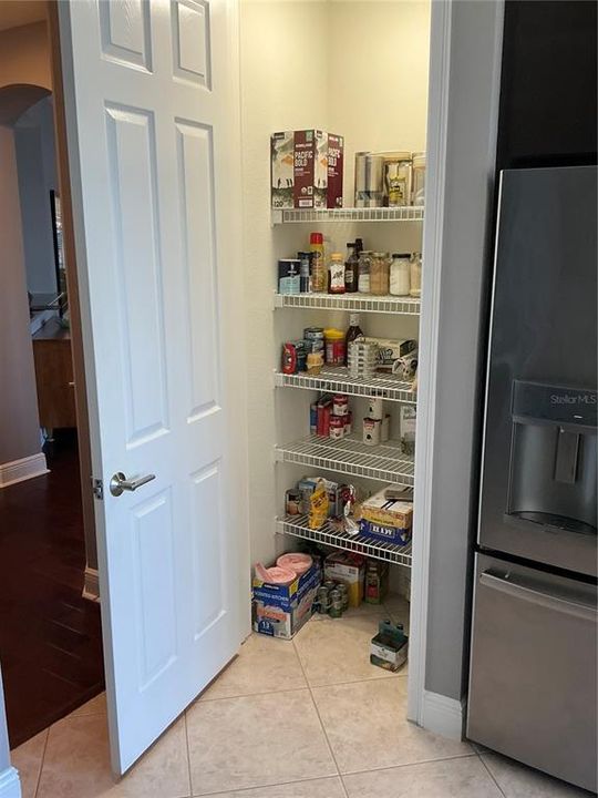 Active With Contract: $699,500 (2 beds, 2 baths, 1983 Square Feet)