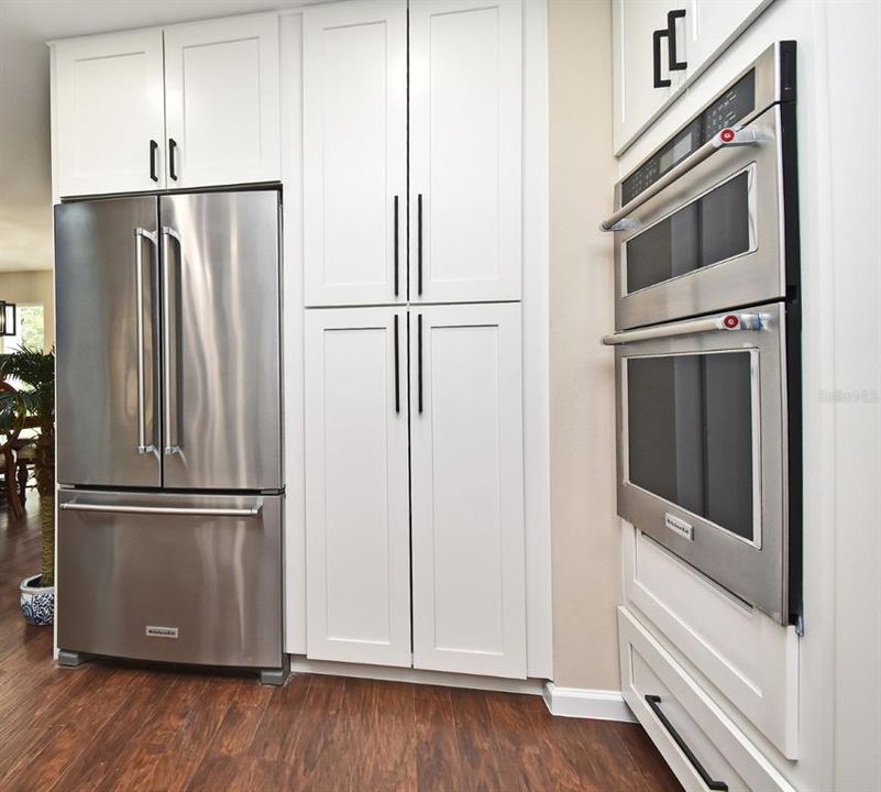 For Sale: $1,250,000 (4 beds, 2 baths, 2350 Square Feet)