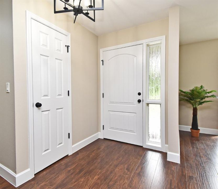 For Sale: $1,250,000 (4 beds, 2 baths, 2350 Square Feet)