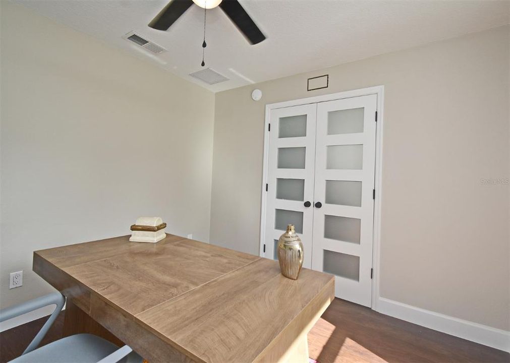 For Sale: $1,250,000 (4 beds, 2 baths, 2350 Square Feet)