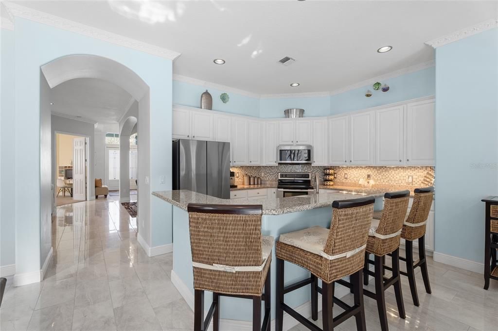 En Venta: $972,000 (4 camas, 3 baños, 2709 Pies cuadrados)