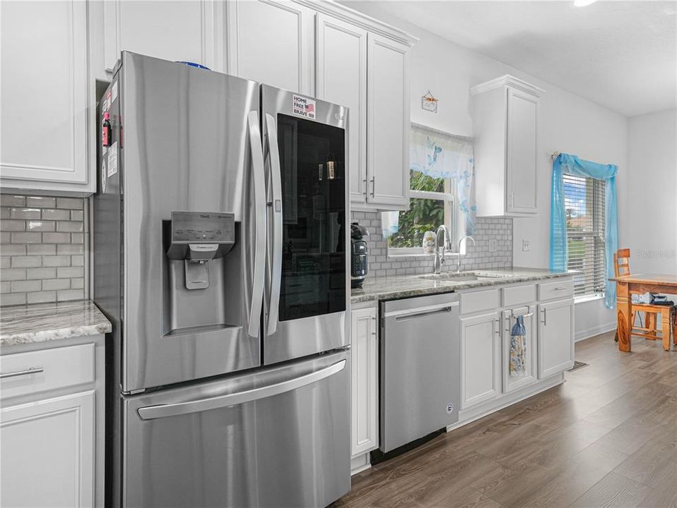 Active With Contract: $369,900 (3 beds, 2 baths, 1845 Square Feet)