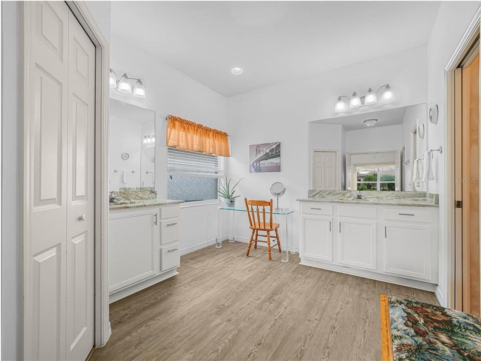 Active With Contract: $369,900 (3 beds, 2 baths, 1845 Square Feet)