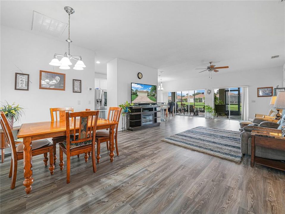 Active With Contract: $369,900 (3 beds, 2 baths, 1845 Square Feet)