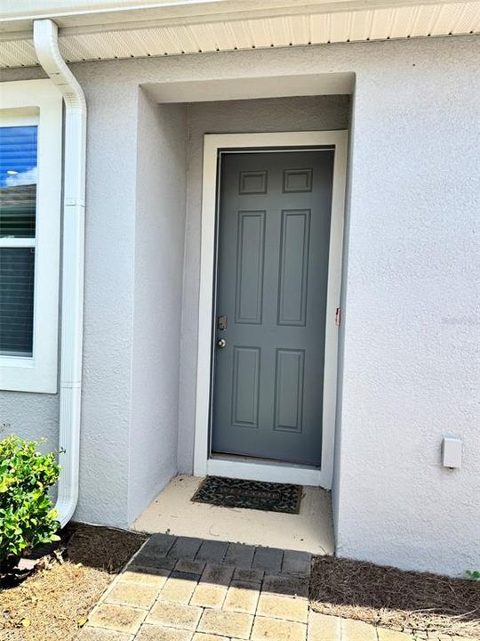 合同活跃: $3,400 (2 贝兹, 2 浴室, 1552 平方英尺)