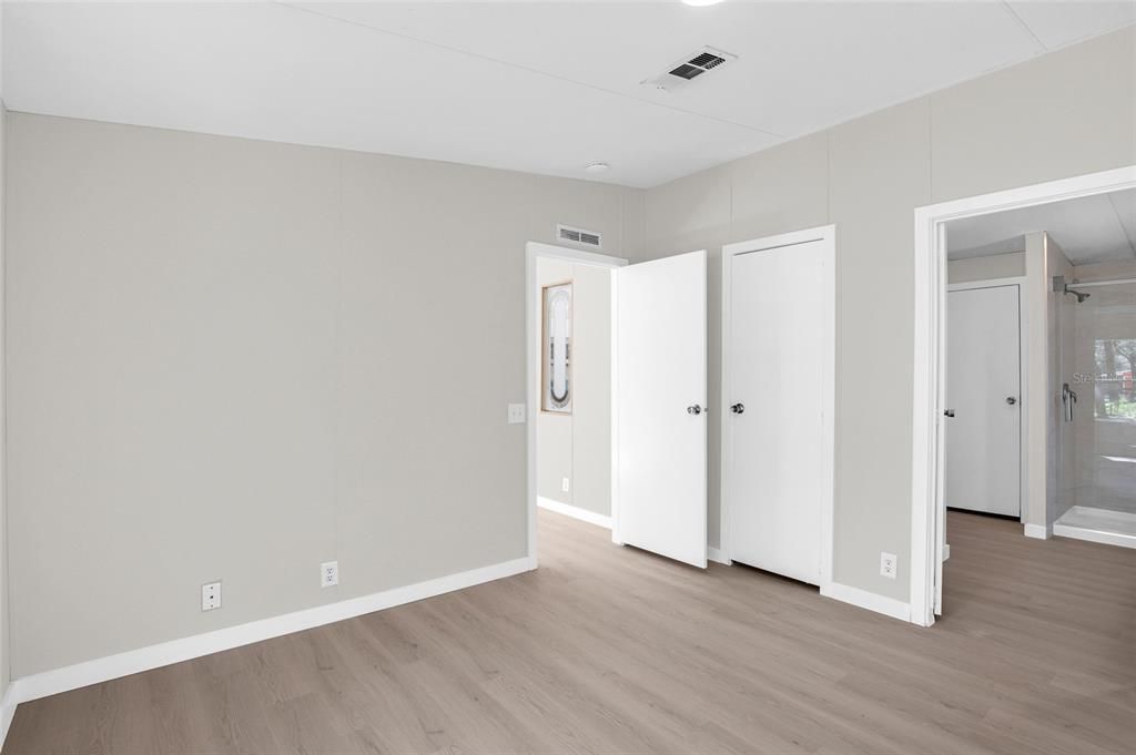 For Sale: $224,900 (3 beds, 2 baths, 960 Square Feet)