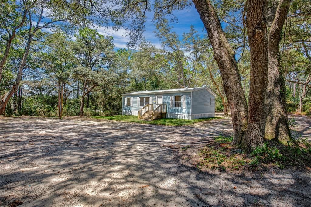 For Sale: $224,900 (3 beds, 2 baths, 960 Square Feet)