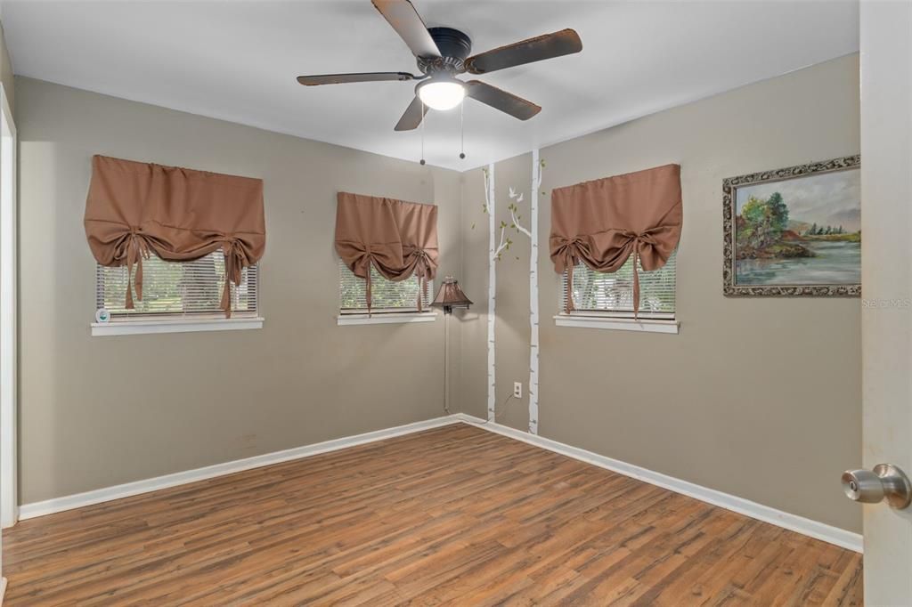 En Venta: $284,900 (2 camas, 1 baños, 990 Pies cuadrados)