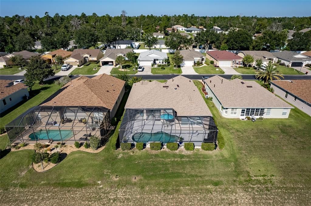 合同活跃: $389,900 (3 贝兹, 2 浴室, 2093 平方英尺)