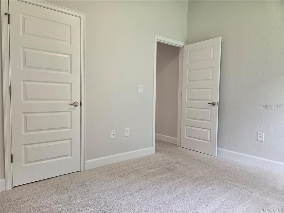 En Venta: $309,050 (4 camas, 2 baños, 1820 Pies cuadrados)