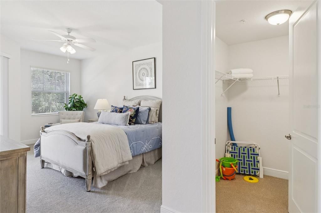 For Sale: $665,000 (2 beds, 2 baths, 1384 Square Feet)