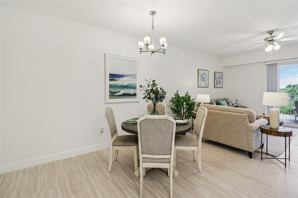 For Sale: $665,000 (2 beds, 2 baths, 1384 Square Feet)