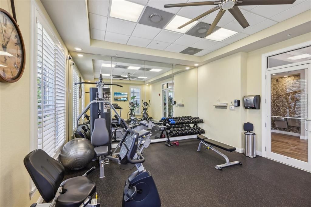 For Sale: $665,000 (2 beds, 2 baths, 1384 Square Feet)