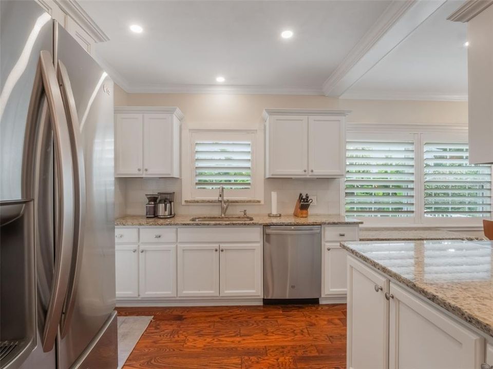 For Sale: $750,000 (3 beds, 2 baths, 2307 Square Feet)