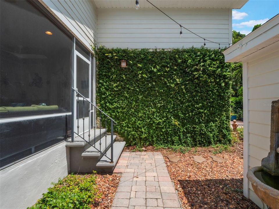 For Sale: $750,000 (3 beds, 2 baths, 2307 Square Feet)