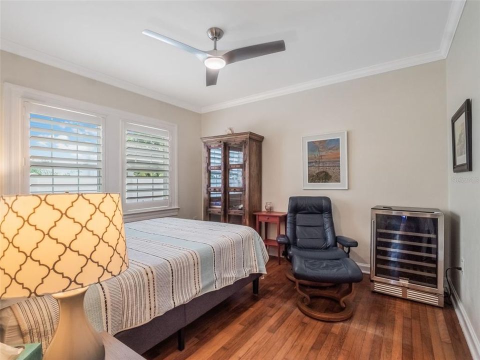 For Sale: $750,000 (3 beds, 2 baths, 2307 Square Feet)