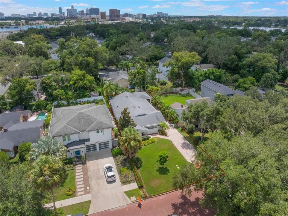 For Sale: $750,000 (3 beds, 2 baths, 2307 Square Feet)