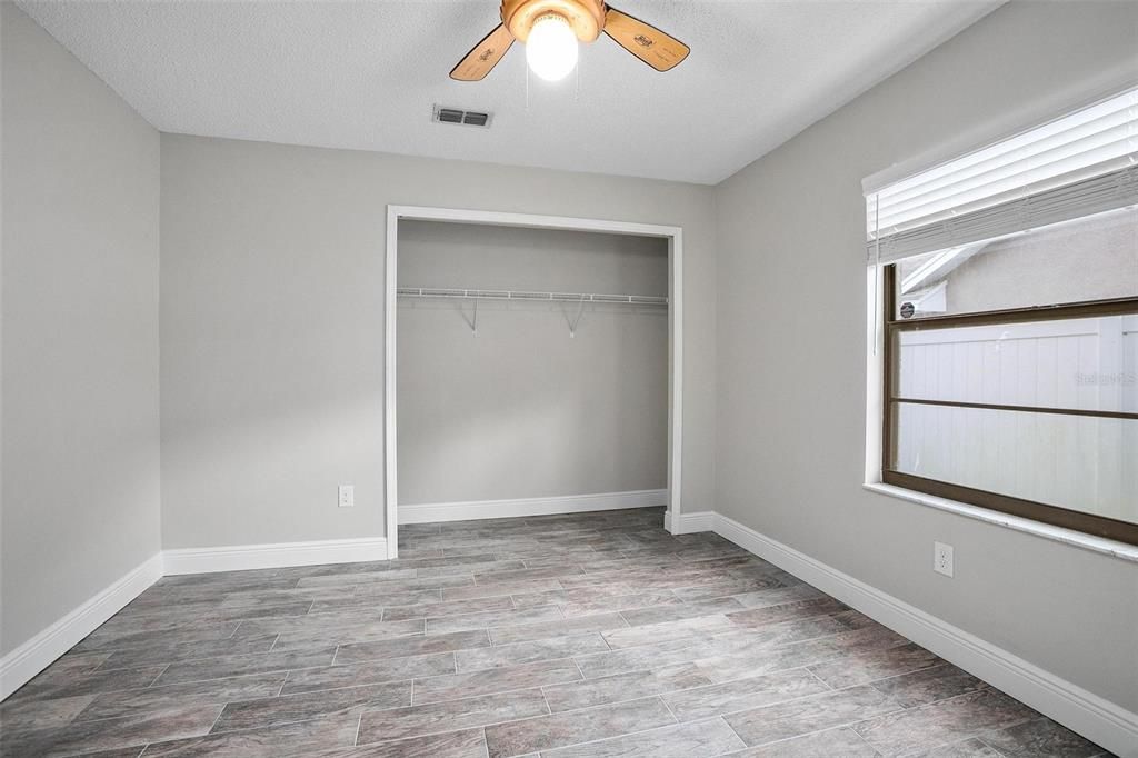 合同活跃: $519,900 (4 贝兹, 3 浴室, 2066 平方英尺)