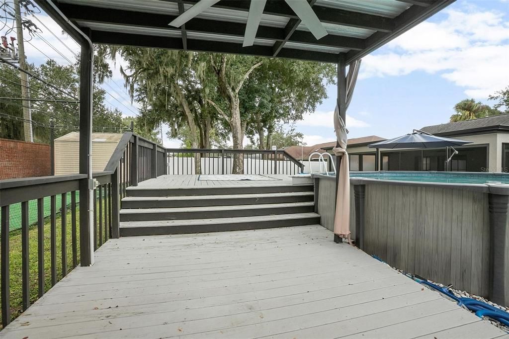 合同活跃: $519,900 (4 贝兹, 3 浴室, 2066 平方英尺)