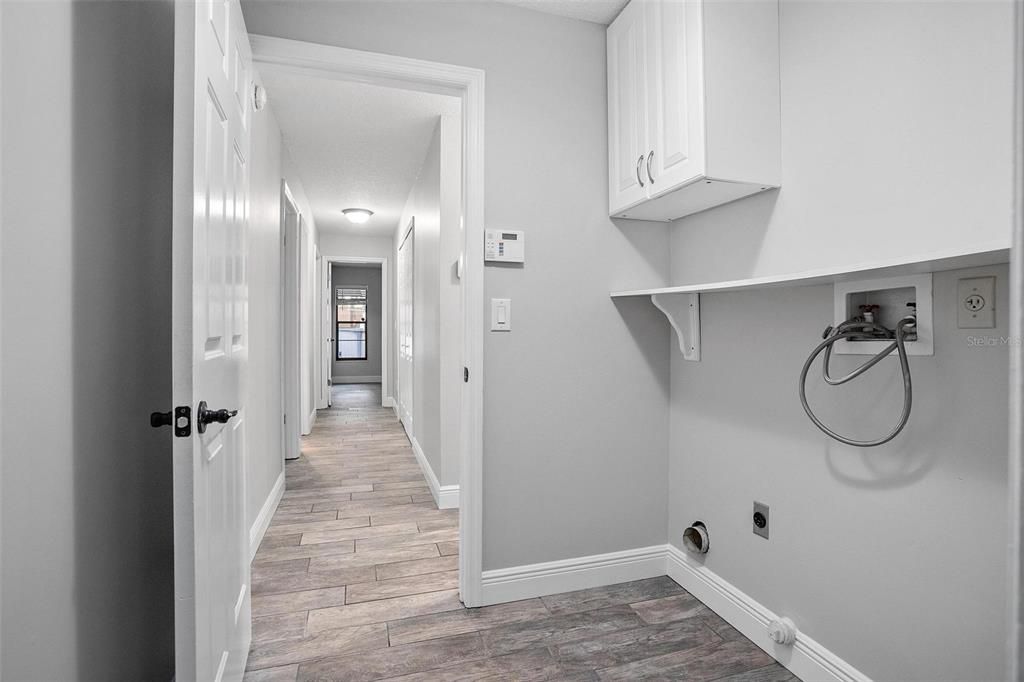 合同活跃: $519,900 (4 贝兹, 3 浴室, 2066 平方英尺)