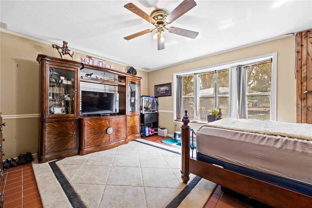 На продажу: $599,000 (3 спален, 2 ванн, 1390 Квадратных фут)