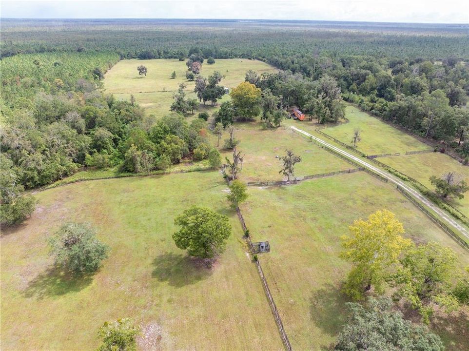 На продажу: $599,000 (3 спален, 2 ванн, 1390 Квадратных фут)