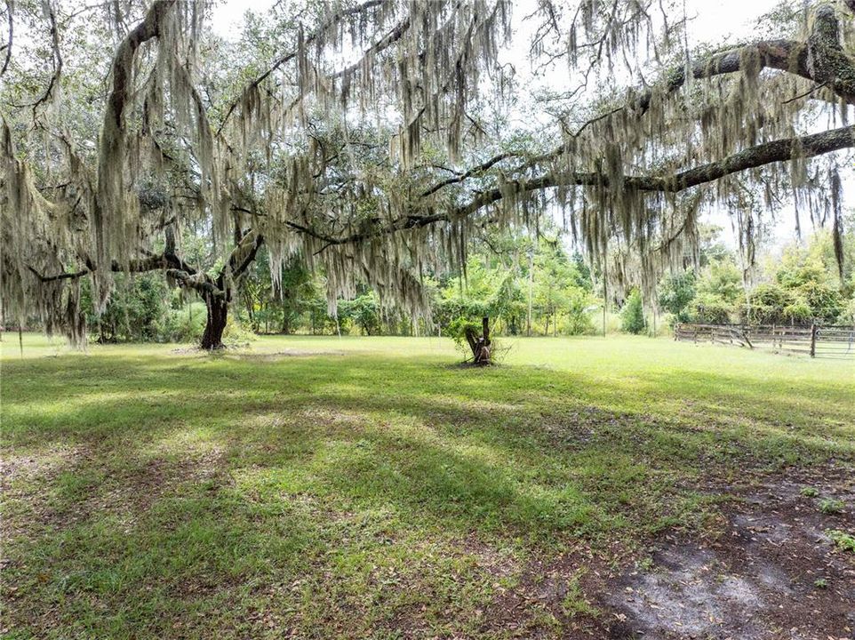 На продажу: $599,000 (3 спален, 2 ванн, 1390 Квадратных фут)