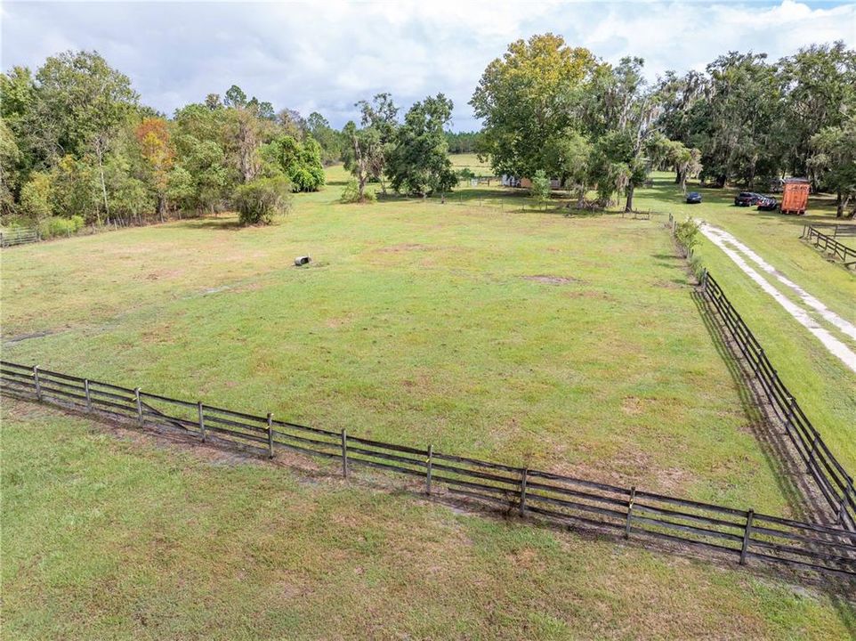 На продажу: $599,000 (3 спален, 2 ванн, 1390 Квадратных фут)