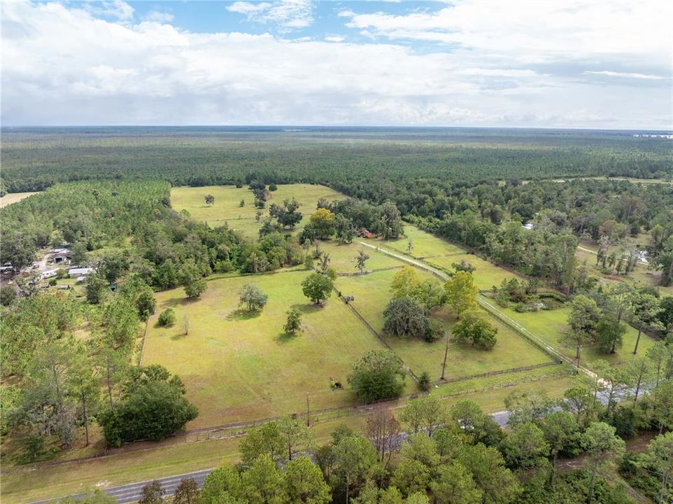 На продажу: $599,000 (3 спален, 2 ванн, 1390 Квадратных фут)