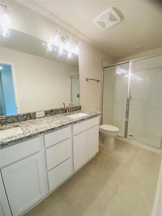 Active With Contract: $376,900 (3 beds, 2 baths, 1415 Square Feet)