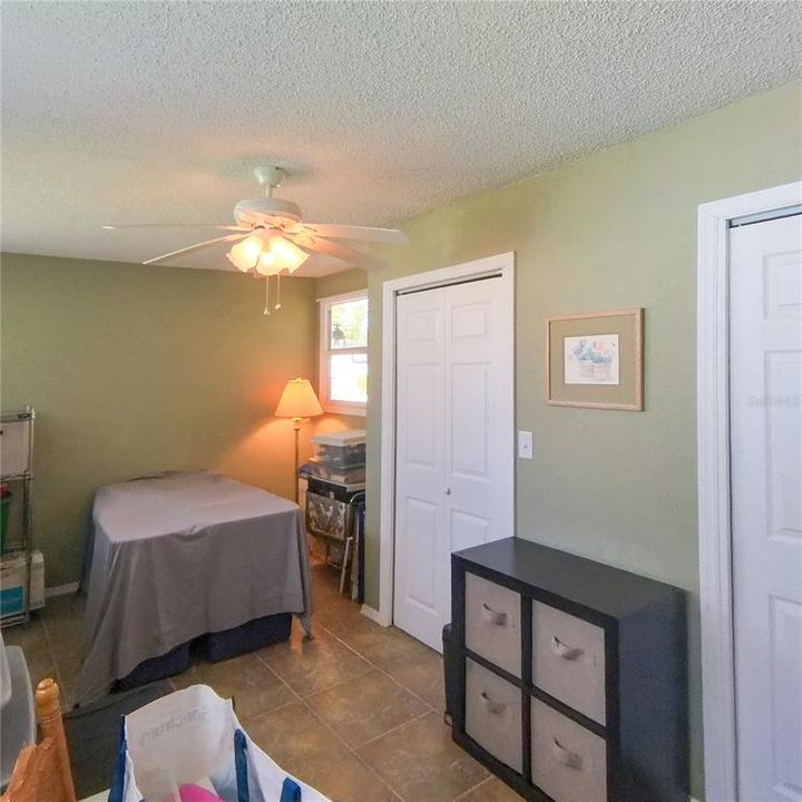 For Sale: $325,000 (3 beds, 1 baths, 1466 Square Feet)