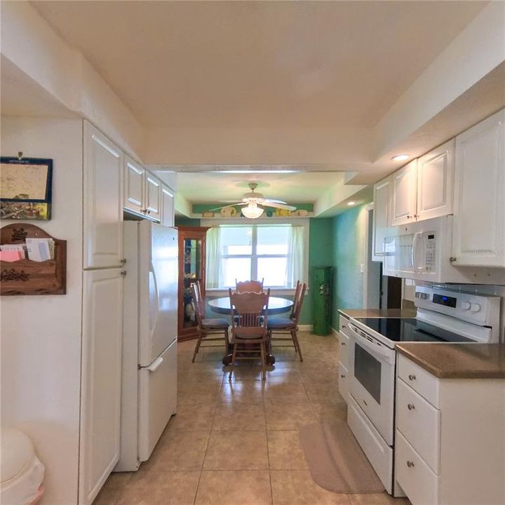 For Sale: $325,000 (3 beds, 1 baths, 1466 Square Feet)
