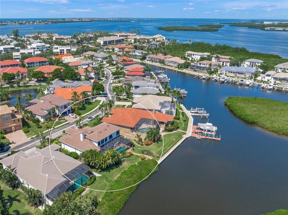 For Sale: $2,425,000 (3 beds, 3 baths, 3460 Square Feet)