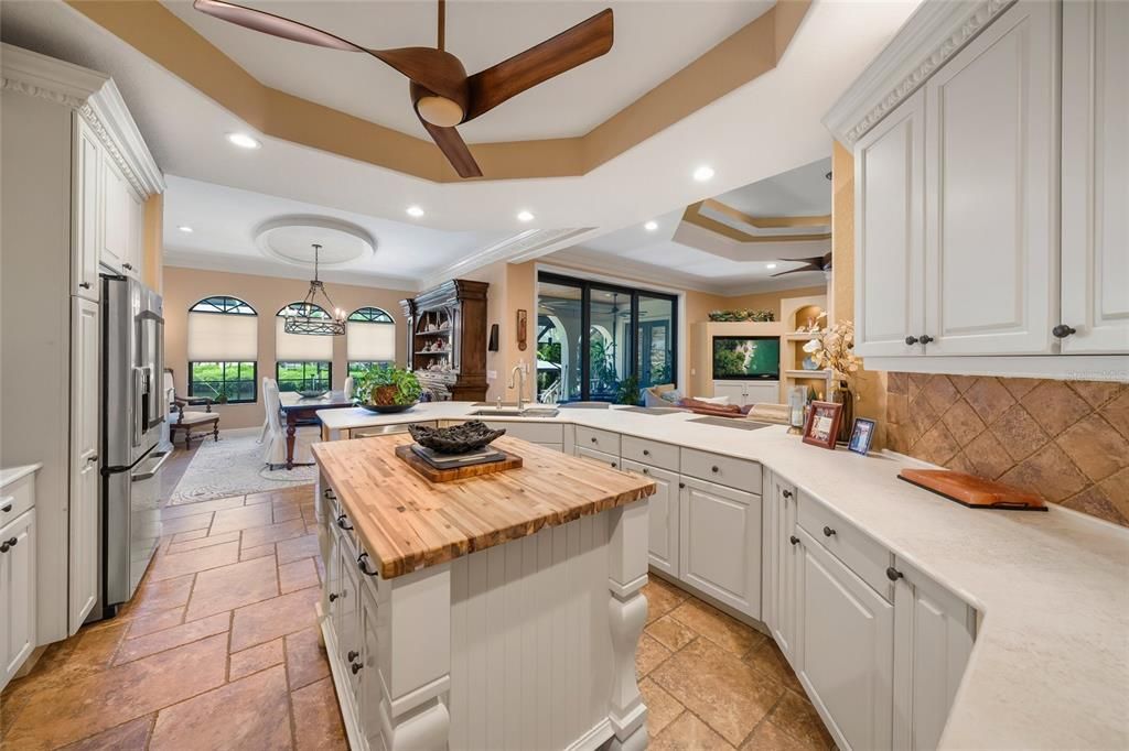 For Sale: $2,425,000 (3 beds, 3 baths, 3460 Square Feet)