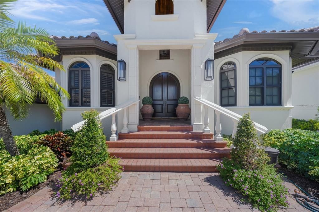 For Sale: $2,425,000 (3 beds, 3 baths, 3460 Square Feet)