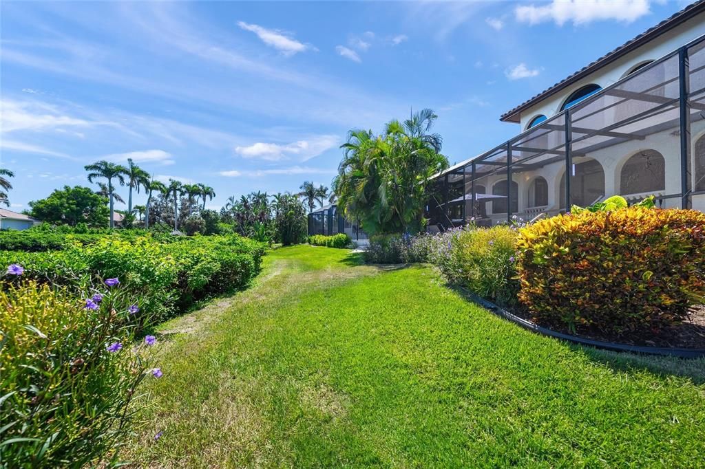 For Sale: $2,425,000 (3 beds, 3 baths, 3460 Square Feet)